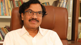 రాజుభాయ్ సినిమాలోని ఆ పాటకు ఎన్నో కష్టాలు పడ్డా..