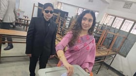 బంగ్లాదేశ్ ప్రధాని కుమార్తెపై దాడి..?