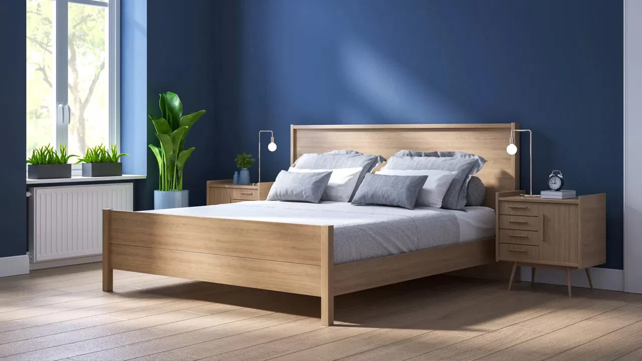 1. పడకగదిలో ప్రతికూల చిత్రాలు.. 

బెడ్‌రూమ్‌లో యుద్ధాలు, ఒంటరితనం, బాధను సూచించే చిత్రాలు లేదా ప్రతికూల భావాలను కలిగించే ఫోటోలు ఉంచకూడదు. ఇవి దాంపత్య సంబంధంపై ప్రభావం చూపుతాయని భావిస్తారు. దాని బదులుగా, ప్రేమ, ఐక్యతకు ప్రతీకలైన రాధా–కృష్ణుడుల జంట చిత్రం ఉంచడం మంచిదని వాస్తు శాస్త్రం సూచిస్తుంది. అయితే వారిలో ఎవరి ఒంటరి ఫోటో కాకుండా, ఇద్దరూ కలిసిన చిత్రం ఉండాలి.
