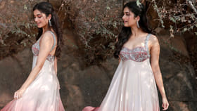 ఇంత అందానికి అదృష్టమే కలిసి రావట్లేదు.. హిట్టు కోసం వెయిటింగ్..