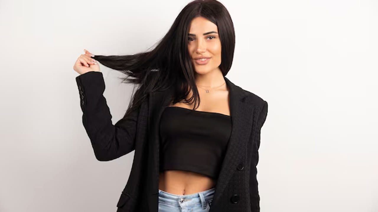 అమ్మయిలూ ఇది మీ కోసమే.. ఈ జ్యూస్ తాగితే జుట్టు నల్లగా, ఒత్తుగా పెరుగుతుంది!