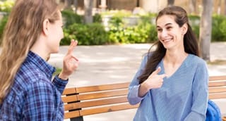 Money Saving tips for Kids: పిల్లలకు డబ్బు విలువ తెలుసా? చిన్నప్పుడే పొదుపు నేర్పకపోతే భవిష్యత్తులో భారీ మూల్యం! 