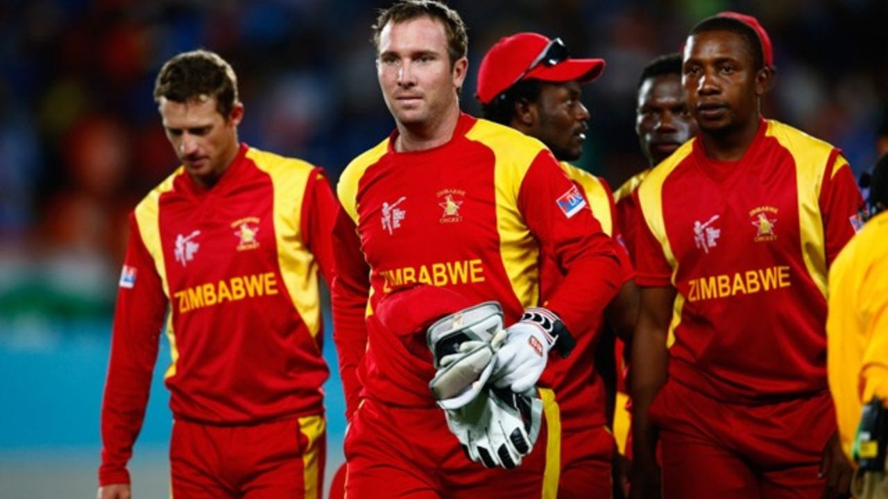 2015లో భారత్‌తో జరిగిన వన్డే ప్రపంచ కప్ మ్యాచ్ తర్వాత బ్రెండన్ టేలర్ అంతర్జాతీయ క్రికెట్ నుంచి రిటైర్ అయ్యాడు. 2017లో రిటైర్మెంట్ నుంచి బయటకు వచ్చి అప్పటి నుంచి రెగ్యులర్‌గా మ్యాచ్ లు ఆడుతున్నాడు. అయితే, టేలర్ ఇప్పటివరకు జరిగిన ప్రతి టీ20 ప్రపంచ కప్‌లోనూ ఆడలేదు.