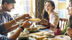 భోజనం తర్వాత ఈ ఒక్కటీ తినండి.. మీ శరీరంలో అద్భుతాలు చూస్తారు..!