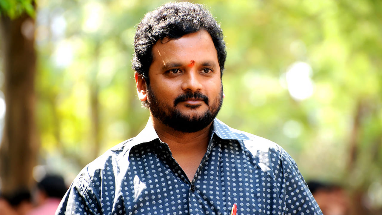 Tollywood: ఒకప్పటి ఆ స్టార్ నటుడికి ఈగో ఎక్కువా.? ఓపెన్గా నిజం చెప్పేసిన డైరెక్టర్ Tollywood: ఒకప్పటి ఆ స్టార్ నటుడికి ఈగో ఎక్కువా.? ఓపెన్గా నిజం చెప్పేసిన డైరెక్టర్