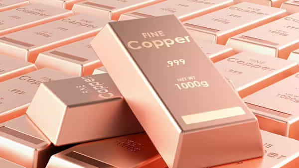 Metal: వెండిని తలదన్నేలా పెరుగుతున్న మరో మెటల్.. భవిష్యత్ అంతా దీనిదే.. వెనక్కి తగ్గేదే లేదు..