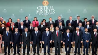 22 ఏళ్ళలో ఇదే తొలిసారి.. ప్రధానమంత్రి సమాధానం లేకుండానే ధన్యవాద తీర్మానాన్ని ఆమోదం!