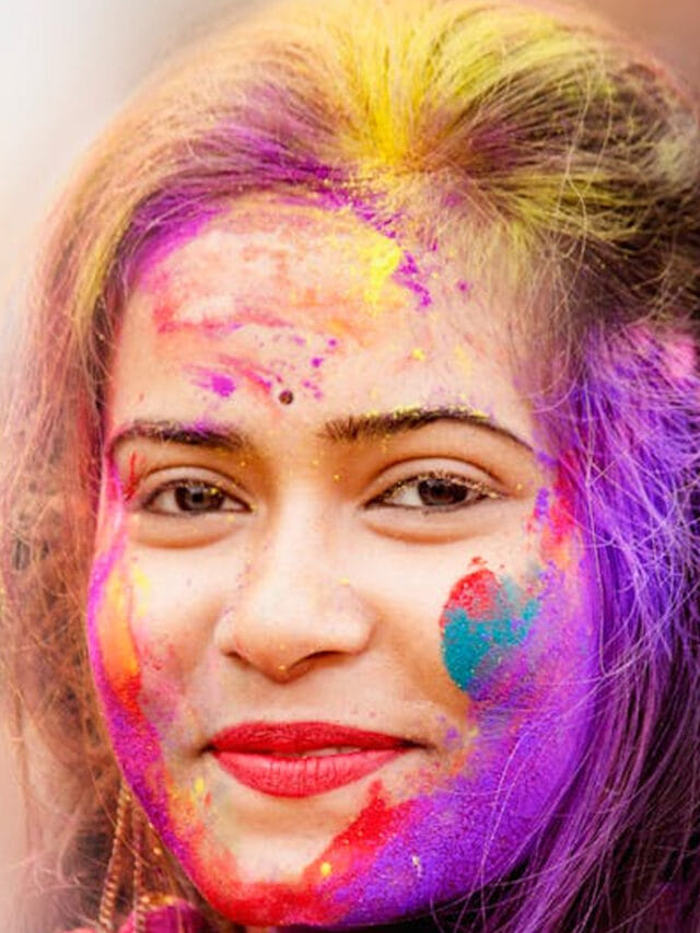 హోలీ రంగులు ఆడే ముందు ఇవి పాటిస్తే చేస్తే మీ జుట్టు సేఫ్‎