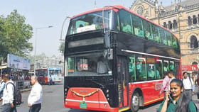 గుడ్‌న్యూస్‌.. మళ్లీ రోడ్లపైకి డబుల్‌ డెక్కర్‌ బస్సులు..ఛార్జీలు