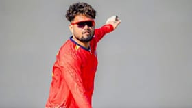 తొలి బంతికే వికెట్.. చరిత్ర సృష్టించిన నేపాల్ బౌలర్..