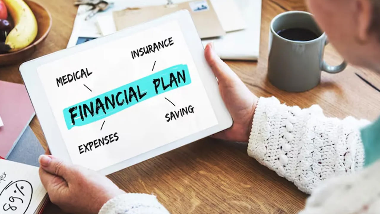 40 ఏళ్ల వయసులో మీ డబ్బుతో ఇలా చేయండి! రిటైర్మెంట్‌ తర్వాత మీకు ఎలాంటి ఆర్థిక ఇబ్బంది ఉండదు!