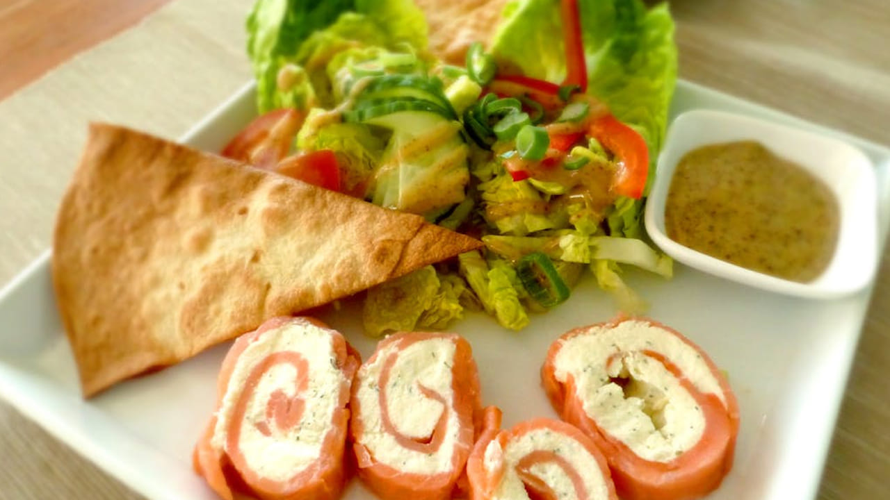 శరీరంలో కొవ్వు నిల్వ ఉన్నవారు ఫుడ్ లేకుండా ఎక్కువ రోజులు ఉండగలరు. ఆ సమయంలో ఇదే వాళ్ళకి శక్తిగా పనిచేస్తుంది.
అప్పుడు రోగనిరోధక వ్యవస్థ రోజు రోజుకు బలహీనపడుతుంది.