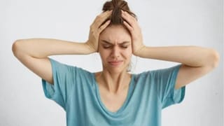 Health Tips: ఈ ఆకులను చీప్‌గా చూడకండి.. రోగాలను తరిమికొట్టే బ్రహ్మాస్త్రం.. ఉదయాన్నే ఇలా చేస్తే..