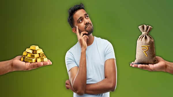 గోల్డ్ లోన్ vs పర్సనల్ లోన్.. ఏది తీసుకుంటే మంచిది? నిపుణుల సూచన ఇదే!