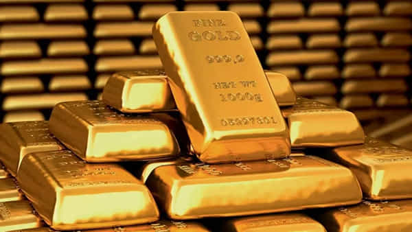 Gold Rates: బంగారం ధరల్లో ఊహించని మార్పులు.. 10 రోజుల్లో ఎంత తగ్గిందో తెలుసా..?