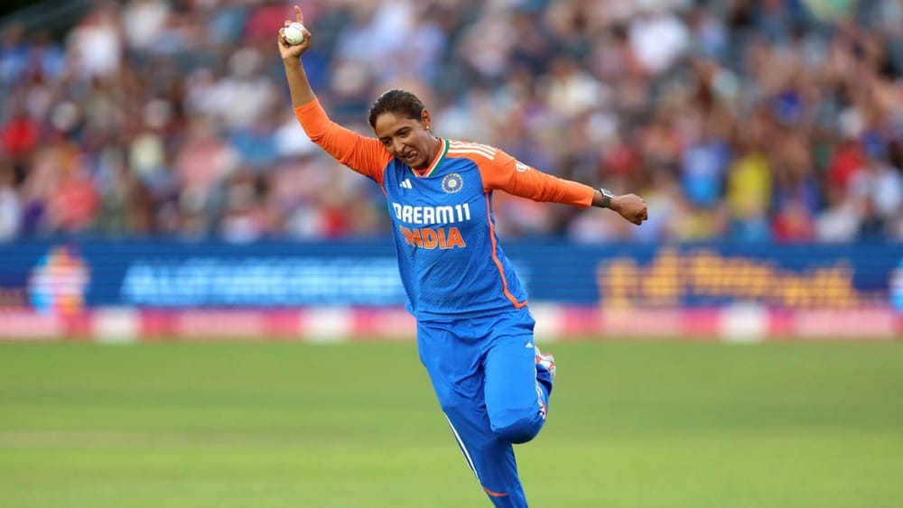 Harmanpreet Kaur: చరిత్ర సృష్టించిన లేడీ రోహిత్.. తొలి మహిళా ప్లేయర్‌గా రికార్డ్..