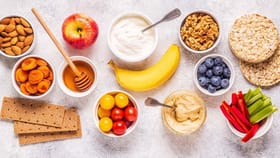 ఐస్‌క్రీమ్ బదులు యోగర్ట్.. చిప్స్ బదులు మఖానా! బరువు తగ్గడం ఈజీ