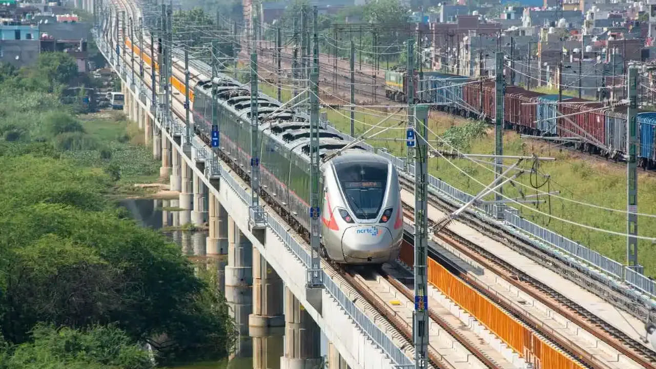 High Speed Rail Corridors: కేవలం మూడు గంటల్లోనే చెన్నై, బెంగళూరు.. అమరావతికి జస్ట్ 75 నిమిషాల్లోనే.. హైస్పీడ్ రైల్ కారిడార్ ప్రత్యేకతలివే..