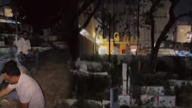 స్మశానంలో క్షుద్రపూజల బ్యాచ్ అనుకునేరు.. అసలు విషయం తెలిస్తే