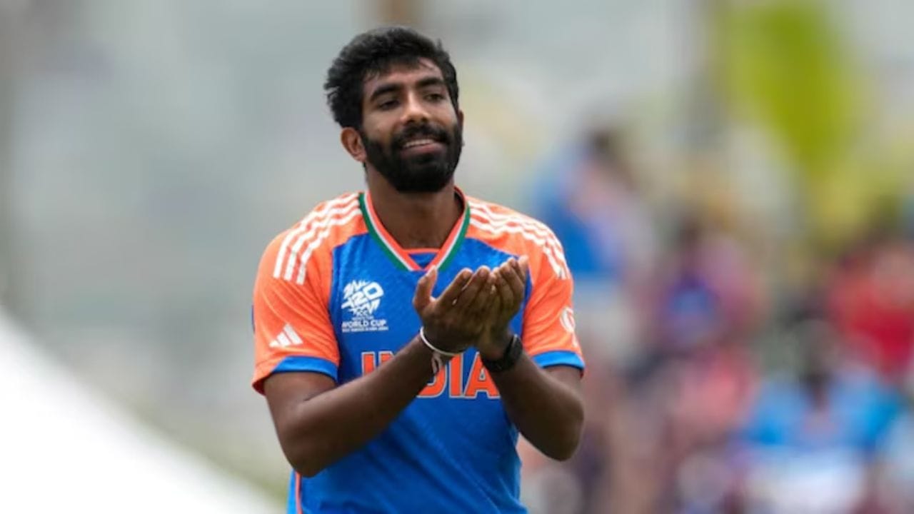 Jasprit Bumrah: 4 వికెట్లతో వరల్డ్ రికార్డ్ బ్రేక్.. నెంబర్ 1 బౌలర్‌గా జస్సీ..!