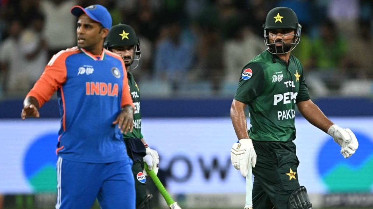 IND Vs PAK: పాక్ మ్యాచ్కు ముందు టీమిండియాలో టెన్షన్.. ఆ 3 లోపాలు సరిదిద్దుకోకపోతే అస్సామే.! IND Vs PAK: పాక్ మ్యాచ్కు ముందు టీమిండియాలో టెన్షన్.. ఆ 3 లోపాలు సరిదిద్దుకోకపోతే అస్సామే.!