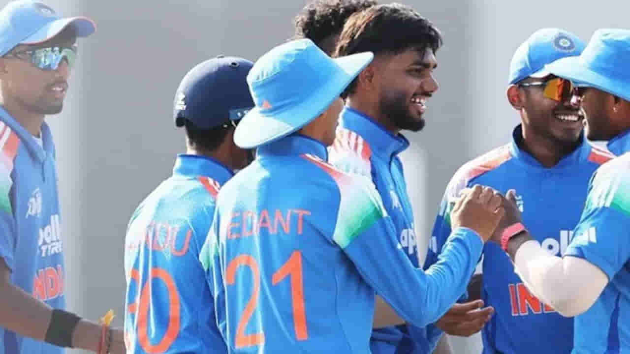 ICC U19 World Cup: పాక్కు కళ్లెం వేసి.. సెమీస్లోకి భారత్ U19