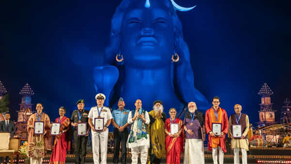 Mahashivratri 2026: ఇషా మహాశివరాత్రి 2026.. లక్షల మందితో కిక్కిరిసిన ఆదియోగి ప్రాంగణం
