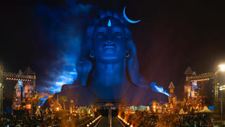 Isha Mahashivratri 2026: చెవిటి, వినికిడి లోపం ఉన్నవారికీ సైన్ లాంగ్వేజ్‌తో లైవ్‌స్ట్రీమ్