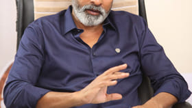 దొంగల ఇంటికి ప్రతి నెల డబ్బులు పంపిన స్టార్ హీరో..