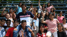 జేఈఈ మెయిన్‌ ఫలితాల్లో తెలుగోళ్ల సత్తా.. ముగ్గురికి 100 పర్సంటైల్