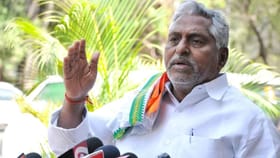 పార్టీలో కొనసాగడంపై మాజీ మంత్రి జీవన్ రెడ్డి సంచలన వ్యాఖ్యలు!