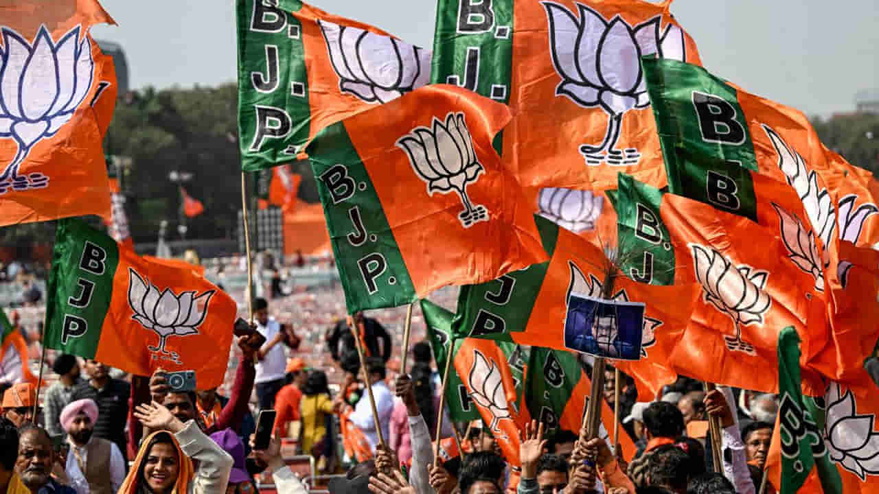 Karimnagar Corporation Election Result: బండి సంజయ్ ఇలాకాలో కమల వికాసం.. మేయర్ పీఠం కైవసం చేసుకున్న బీజేపీ..