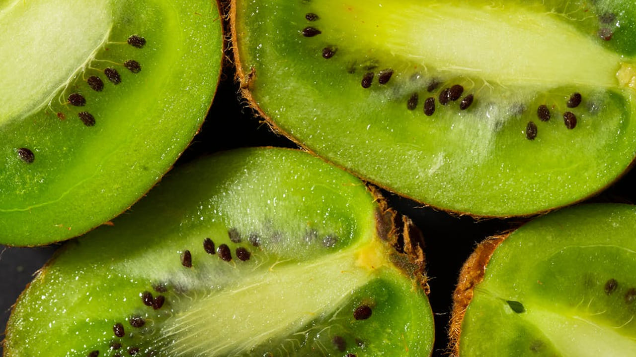 షుగర్‌ తో బాధపడే వేరీ గ్లైసెమిక్‌ ఉన్న ఆహారాలను తీసుకోవాలి. దీనిలో ఉండే ఫైబర్‌ బ్లడ్ లో షుగర్ లెవెల్స్ ను పెరగనివ్వదు. ఇంకా దీనిలో ఉండే విటమిన్‌ ఏ కంటి చూపును మెరుగు పరుస్తుంది. 
