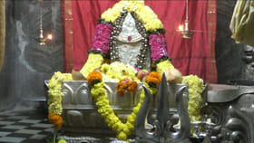 శ్రీ క్షీరారామలింగేశ్వరునికి తలపాగా ఎలా తయారు చేస్తారో తెలుసా?