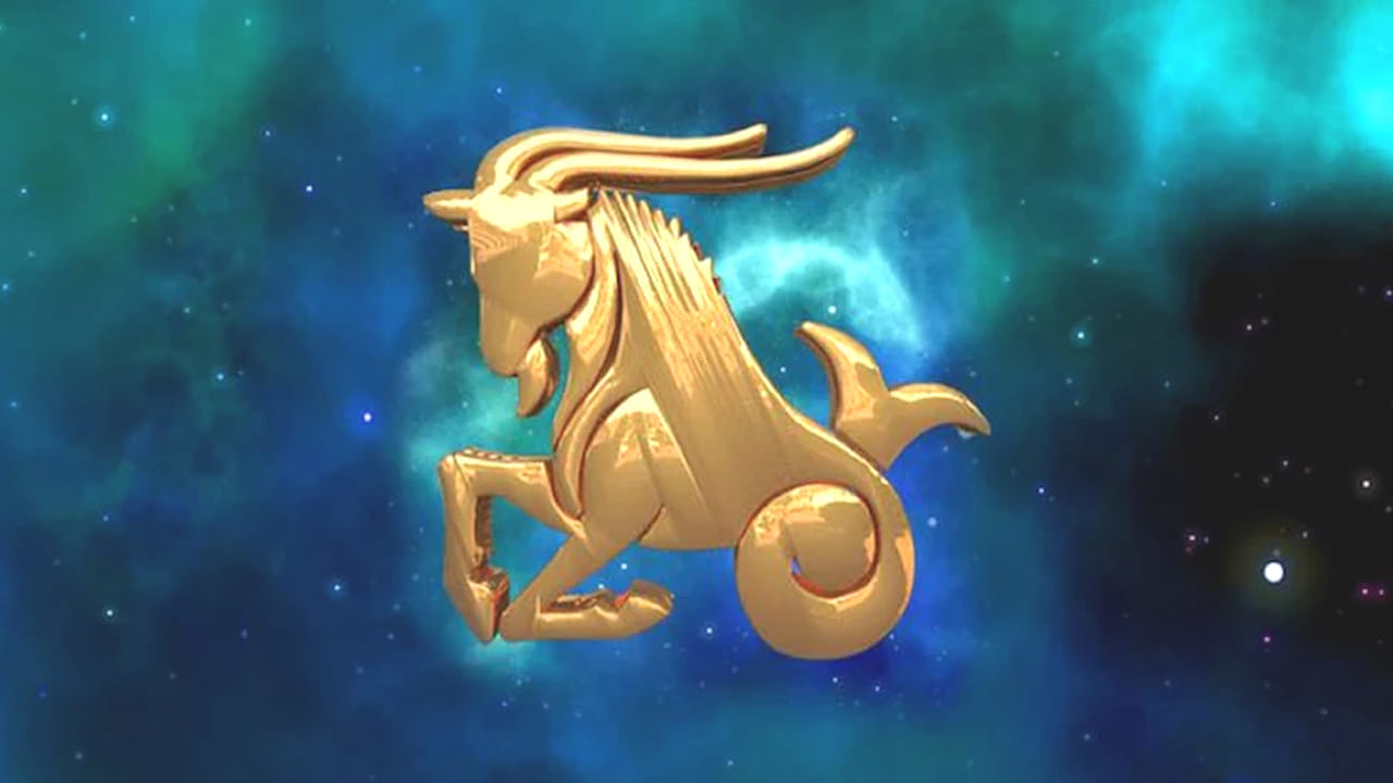 మకర రాశి :  ఈ సమయంలో మకర రాశి వారు ఎలాంటి పనులు మొదలు పెట్టినా కూడా  విజయం సాధిస్తారు. అంతేకాకుండా, కొత్తగా పెట్టుబడులు పెట్టిన వారికీ ఇది మంచి సమయం. పెండింగ్ పనులు కూడా పూర్తివవుతాయి. మీకు వచ్చే లాభాలతో మీ జీవితం మొత్తం మారుతుంది. 
