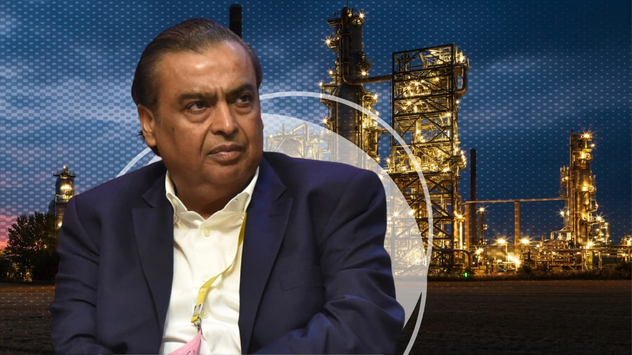  ముఖేష్ అంబానీ రాత్రి 2 గంటల వరకు నిద్రపోరని ఆకాష్ అంబానీ చెప్పారు. గత 40 సంవత్సరాలుగా ప్రతి మెయిల్‌ను స్వయంగా చదివి స్వయంగా రిప్లై  ఇస్తారని, ఈ అలవాటు కొన్నిసార్లు అతన్ని ఇబ్బంది పెడుతున్నప్పటికీ.. ఇంత వయసు వచ్చినప్పటికీ తన జీమెయిల్‌కు వచ్చిన మెయిల్స్‌ అన్ని కూడా చదివి సమాధానం ఇవ్వనిదే నిద్రపోరని అన్నారు. అతని షెడ్యూల్ ఎంత బిజీగా ఉన్నా, ఎంత అలసిపోయినా తన పని పూర్తి చేసే వరకు నిద్రపోరని అన్నారు.