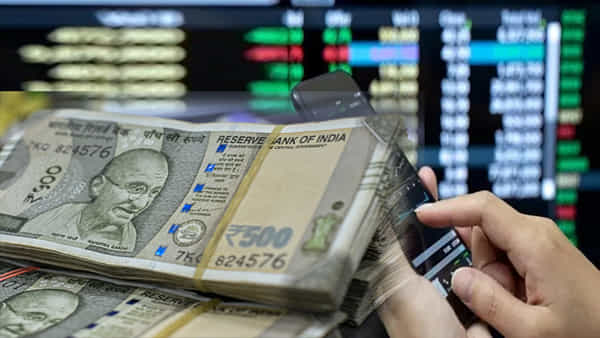 Multibagger: కలిసొచ్చిన కాలం.. రూ. 1 లక్ష పెట్టుబడి 22 నెలల్లోనే రూ.6 కోట్లు..!