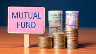 పోస్టాఫీస్ స్కీమ్స్‌? స్టాక్ మార్కెట్‌? మీ డబ్బు వేగంగా పెరగాలంటే ఏది మంచిది?