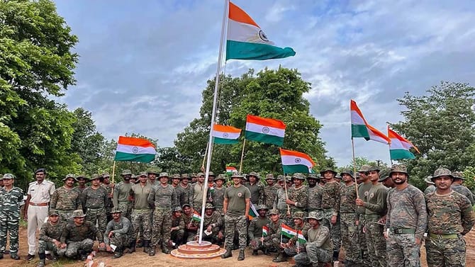 ఇకపై దేశవ్యాప్తంగా 'వందేమాతరం' తప్పనిసరి..!