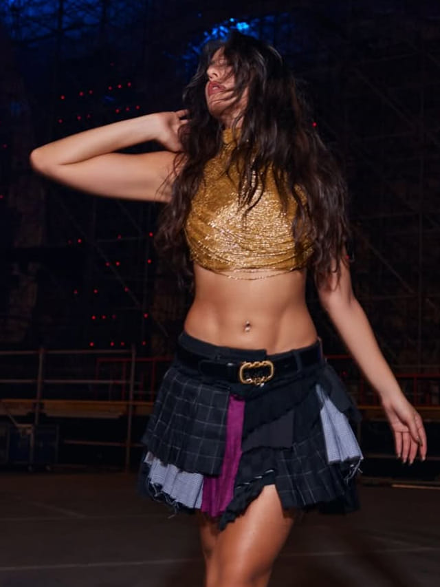 ఆఫర్స్ ఇస్తామని చెప్పి మోసం చేశారు.. ఇప్పుడు ఒక్కో పాటతో శాసిస్తుంది