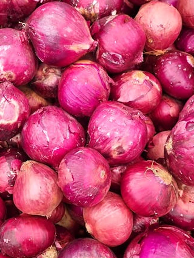 ఈ సమస్యలుంటే ఉల్లిపాయను తినొద్దు.. తింటే, డేంజర్లో పడ్డట్టే!