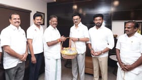 సీఎం స్టాలిన్‌ పాలనకు మద్దతు తెలిపిన ఓపీఎస్‌!