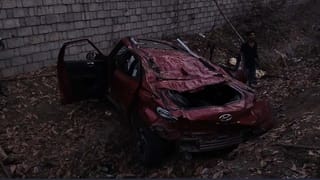 Nalgonda: కారు డ్రైవర్ చిన్న మిస్టేక్.. బలైన దంపతులు..