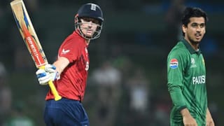 PAK vs ENG : సెమీస్ వేటలో పాకిస్థాన్ పోరాటం.. 164 పరుగుల వద్ద ఆగిన బాబర్ సేన