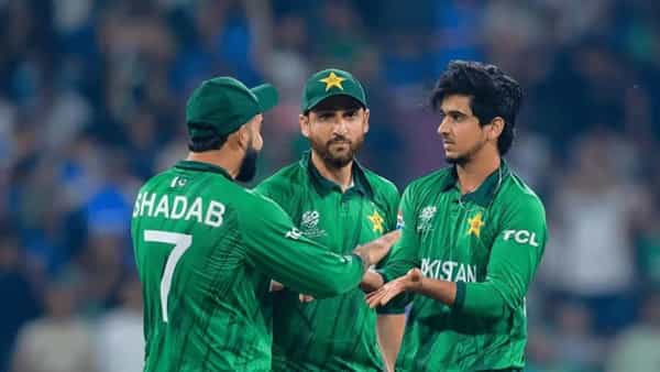 Pakistan vs Namibia : సాహిబ్జాదా ఫర్హాన్ ఊచకోత..102 పరుగుల విజయంతో పాక్ సూపర్ 8లోకి ఎంట్రీ