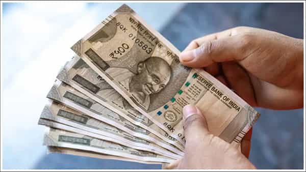 Post Office: ఒక్కసారి ఇన్వెస్ట్ చేస్తే చాలు.. నెలకు రూ.20 వేలు వచ్చే స్కీమ్ గురించి మీకు తెలుసా?