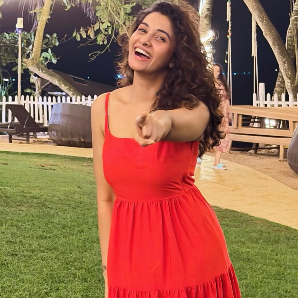 అయితే ఇటీవల ఓ ఇంటర్వ్యూలో తన ప్రేమ, టాక్సిక్ రిలేషన్ షిప్ గురించి బయటపెట్టింది. తన మాజీ ప్రియుడి గురించి ఆసక్తికర కామెంట్స్ చేసింది. కాలేజీలో తాను ఒక అబ్బాయిని ప్రేమించానని.. కానీ అతడు చాలా మంది అమ్మాయిలతో డేటింగ్ చేశాడని.. అతడికి విధేయత లేదని తెలిపింది.