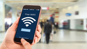 ఫ్రీగా వస్తుంది కదా అని పబ్లిక్‌ Wi-Fi వాడేస్తున్నారా?