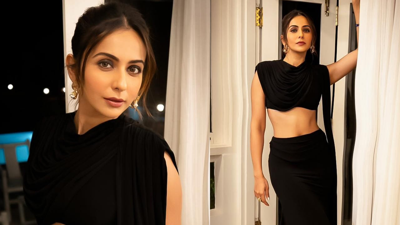 ఈ చిన్నది వెంకటాద్రి ఎక్స్ ప్రెస్ మూవీతో తెలుగు వెండితెరకు పరిచయమైంది. ఈ మూవీతో మంచి ఫేమ్ సంపాదించుకుంది తర్వాత వరసగా స్టార్ హీరోల సినిమాల్లో ఛాన్స్ కొట్టేసి, టాలీవుడ్ స్టార్ హీరోయిన్‌గా సత్తా చాటింది.