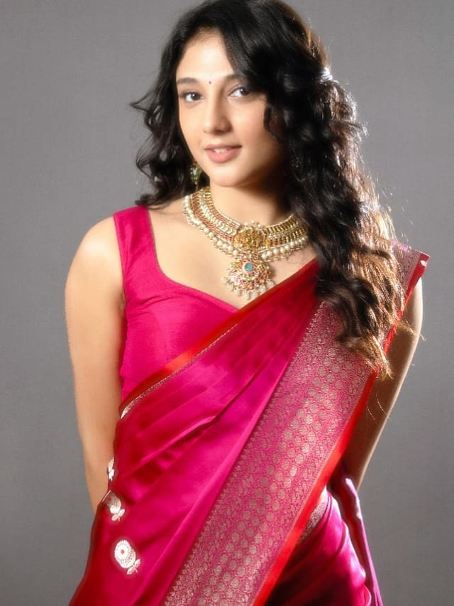 అందాల రితిక నాయక్ ఆఫర్స్ అందుకోలేకపోతుందా.?